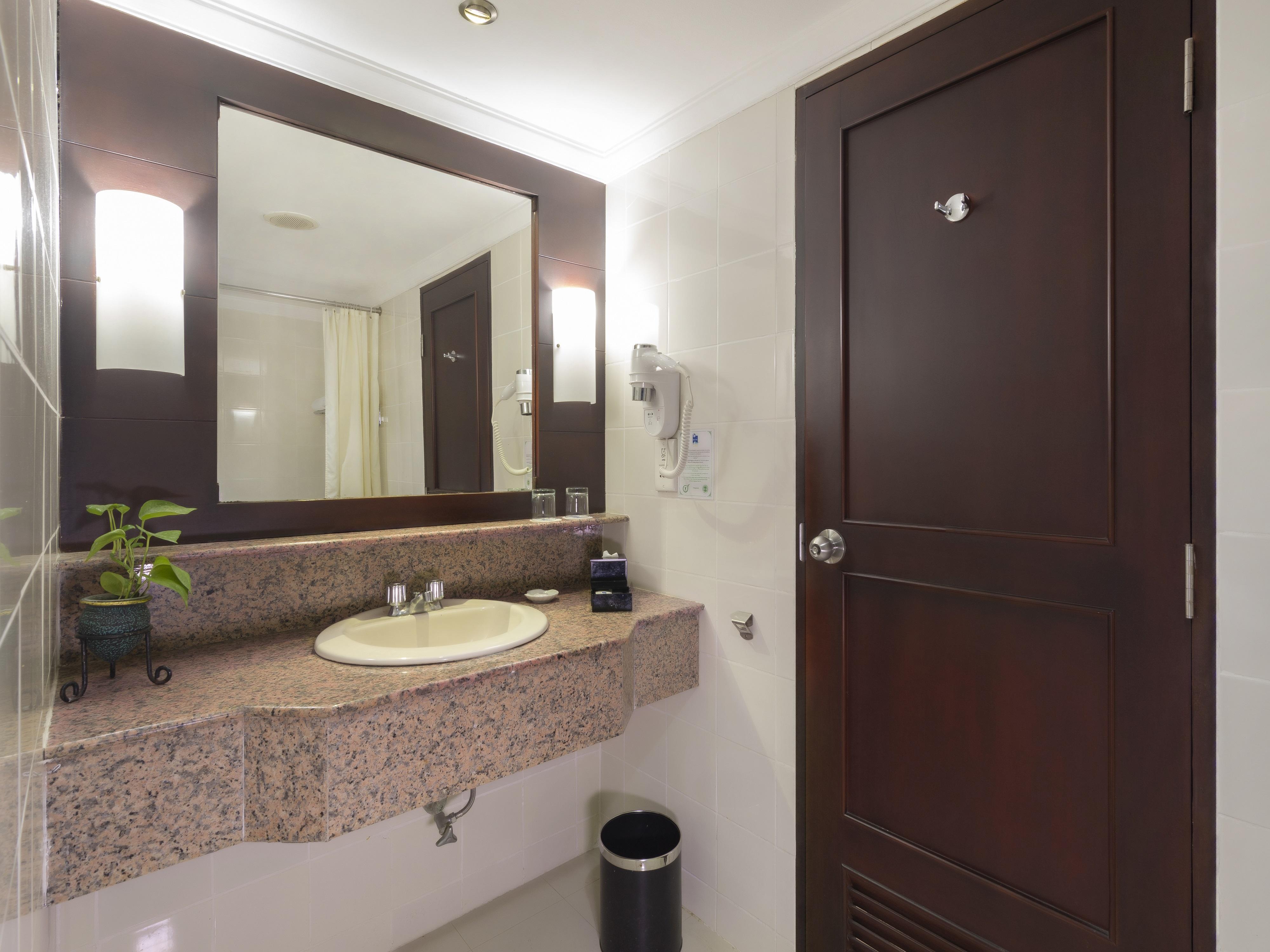 Blue Sky Hotel Balikpapan Exterior foto
