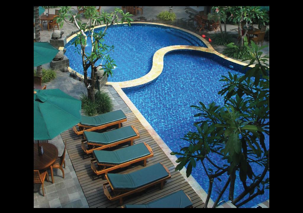 Blue Sky Hotel Balikpapan Exterior foto